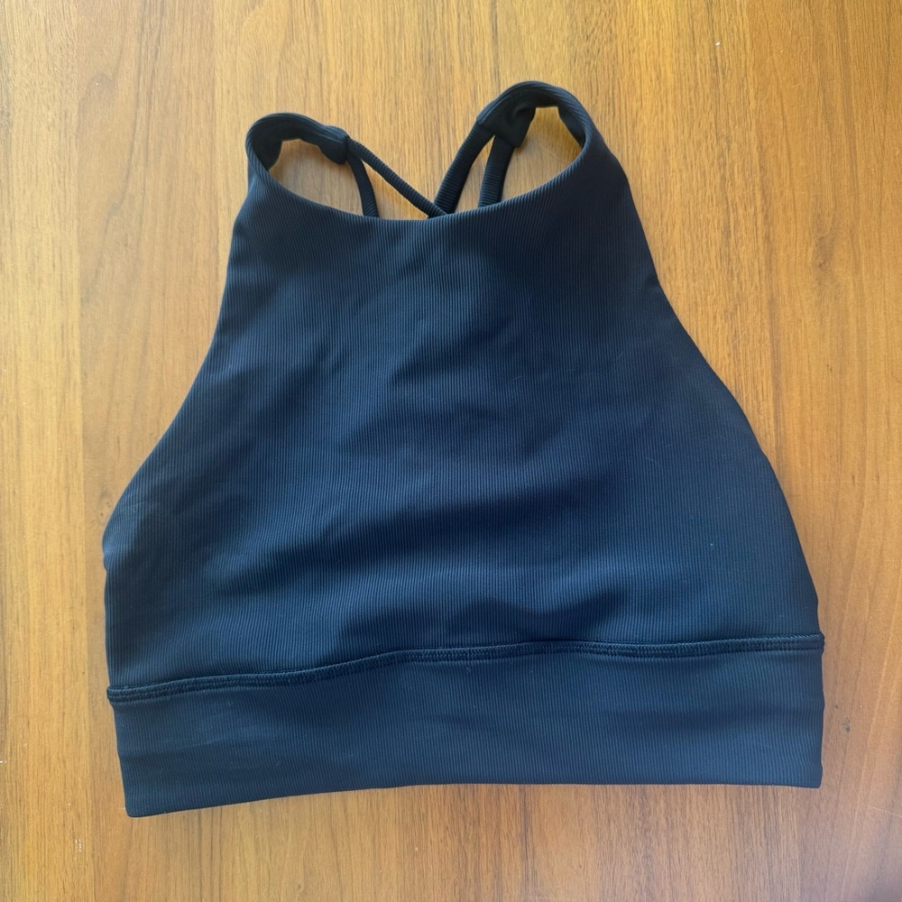 High neck black sports bra